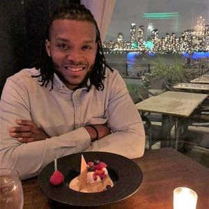 Meet your Posher, Akeem